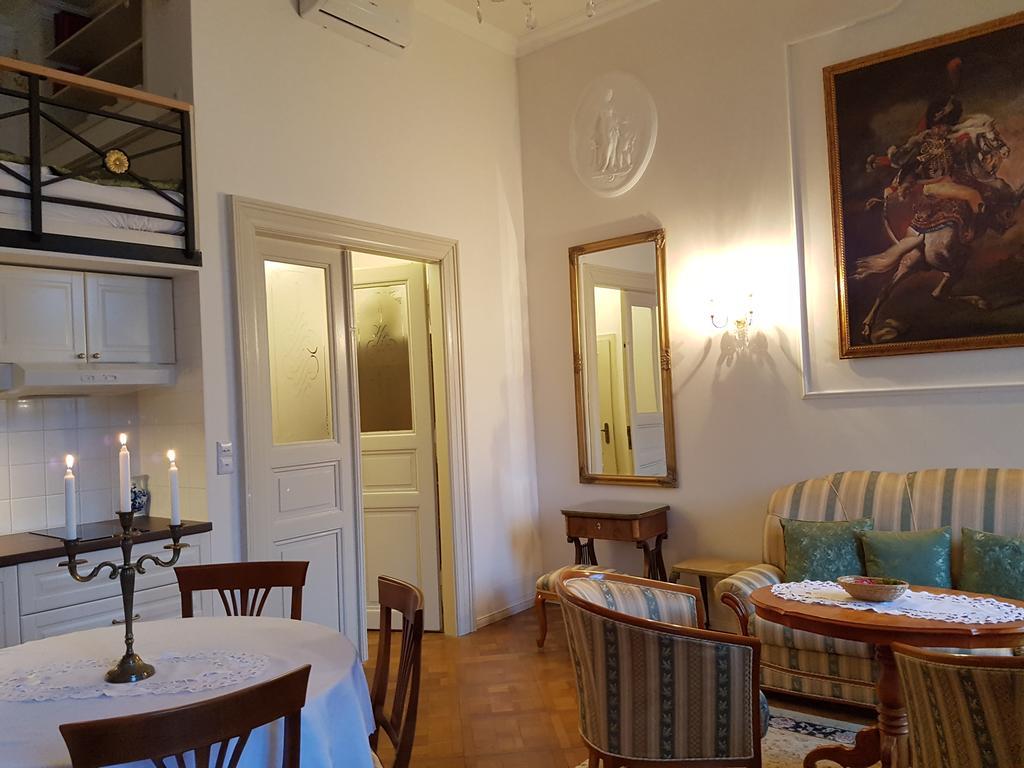 Charles Apartment Prague Exterior photo